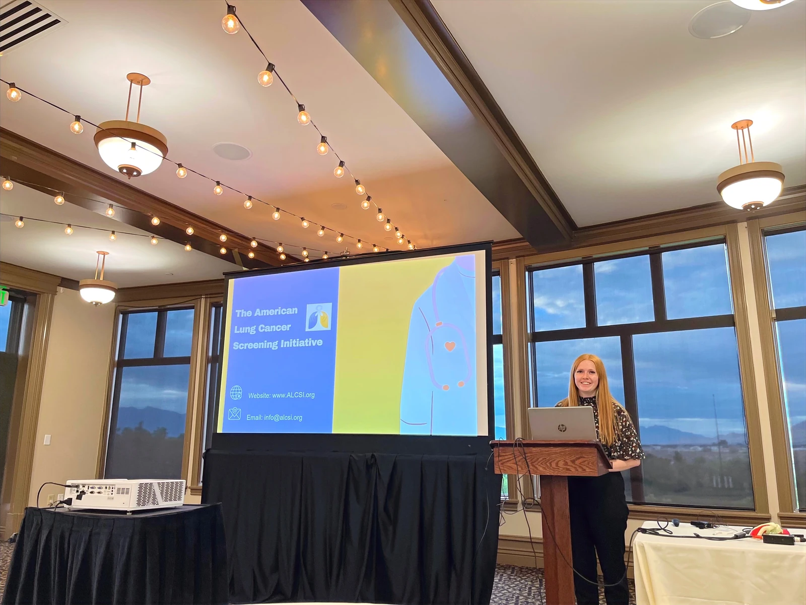 An ALCSI advocate presents information about lung cancer screening